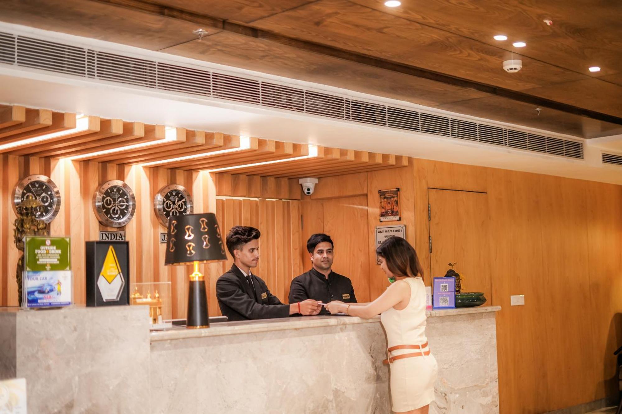 Levelup Boutique Amritsar Otel Dış mekan fotoğraf
