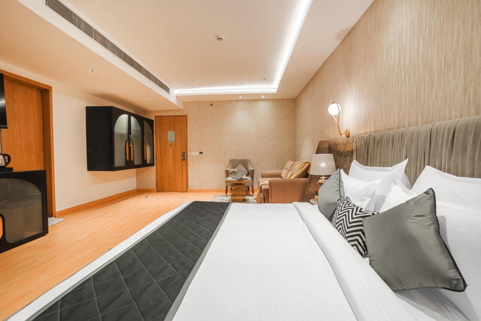 Levelup Boutique Amritsar Otel Dış mekan fotoğraf